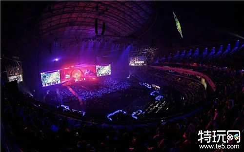 生猴群的行 生猴群的行